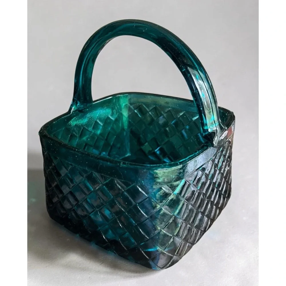 Vintage Shiah Yih Teal Blue Art Glass Basket Hand Made Taiwan 6